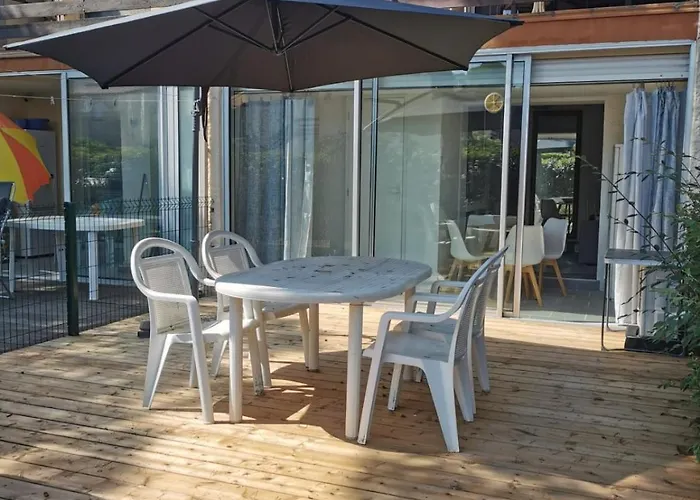 Apartment Sortie Village Naturiste - Rez De Jardin - Piscine *